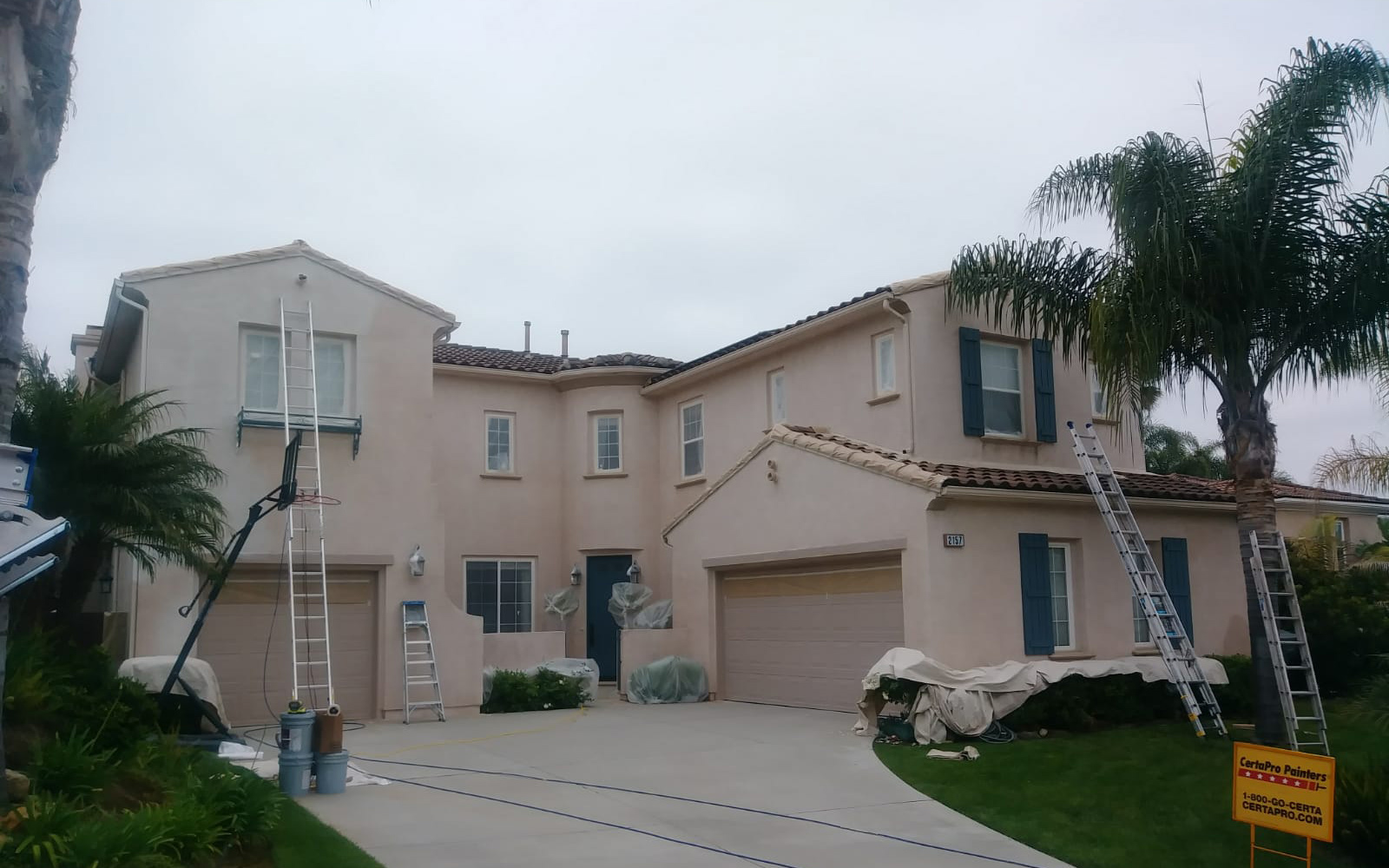 Stucco Painting and Repair Before